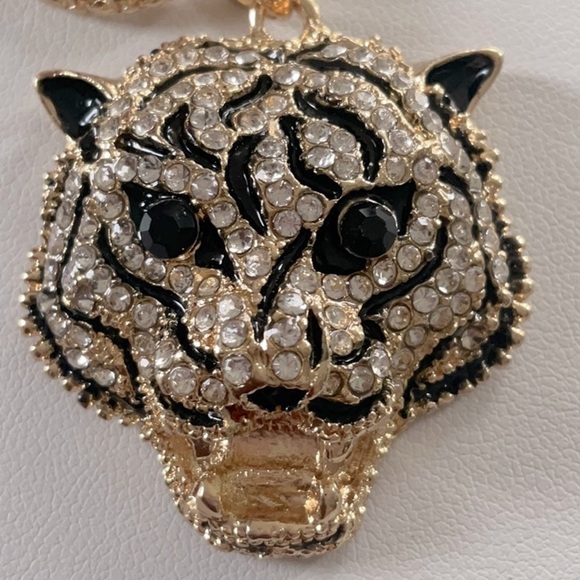 BETSEY JOHNSON GOLD ALLOY AND RHINESTONE BLACK PANTHER NECKLACE - Picture 1 of 5